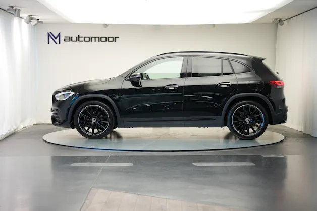 MERCEDES-BENZ GLA 220d 4Matic AMG Line 8G-DCT *CH-Fahrzeug*