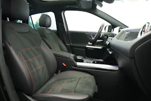 MERCEDES-BENZ GLA 220d 4Matic AMG Line 8G-DCT *CH-Fahrzeug*