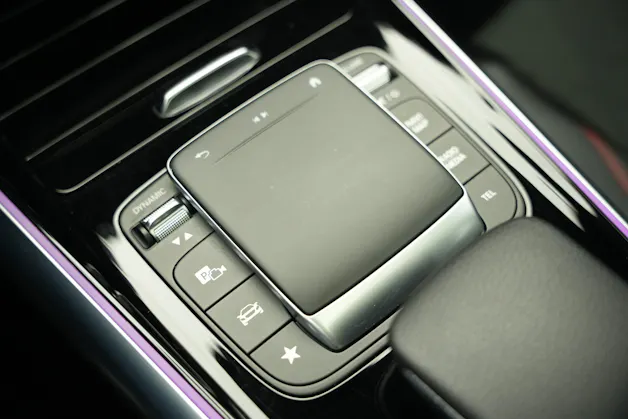 MERCEDES-BENZ GLA 220d 4Matic AMG Line 8G-DCT *CH-Fahrzeug*