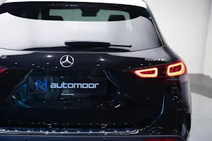 MERCEDES-BENZ GLA 220d 4Matic AMG Line 8G-DCT *CH-Fahrzeug*