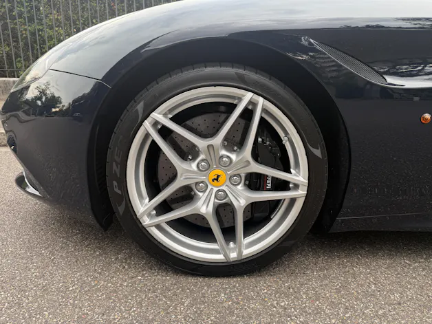 FERRARI California 3.9 V8 T
