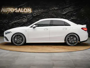 MERCEDES-BENZ A35 AMG 4Matic+ 8G-DCT*20" Felgen*Werksgarantie*Lenkradheizung*Ambientebeleuchtung*