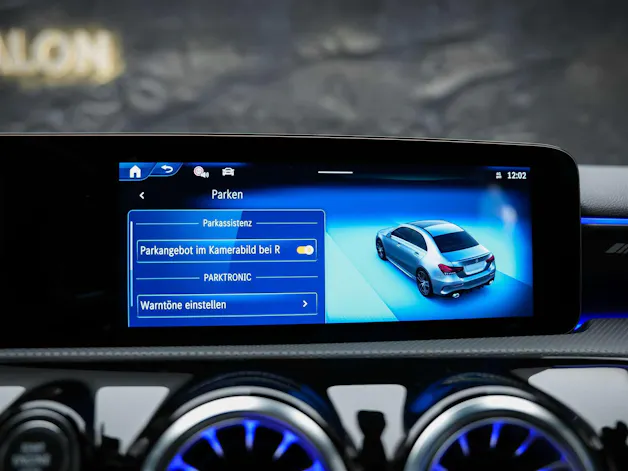 MERCEDES-BENZ A35 AMG 4Matic+ 8G-DCT*20" Felgen*Werksgarantie*Lenkradheizung*Ambientebeleuchtung*