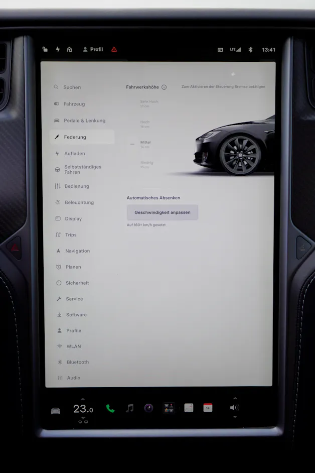 Tesla Model S 100 D Performance