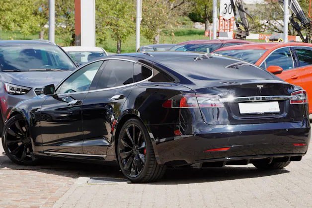 Tesla Model S 100 D Performance