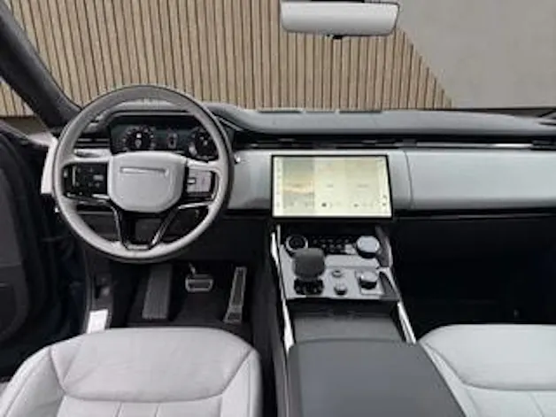 Land Rover Range Rover Sport P530 4.4 V8 First Edition Automatic