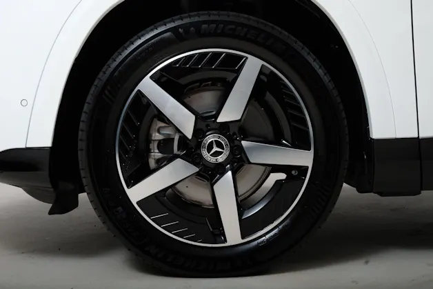 MERCEDES-BENZ GLB 220 4Matic X248