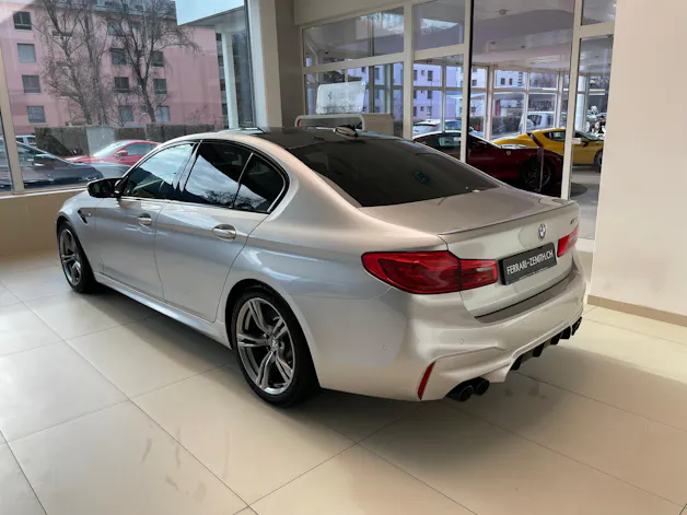 BMW M5 xDrive Drivelogic