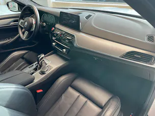 BMW M5 xDrive Drivelogic