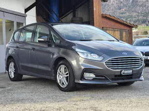 FORD S-Max 2.5 FHEV Trend 7Pl