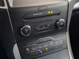 FORD S-Max 2.5 FHEV Trend 7Pl