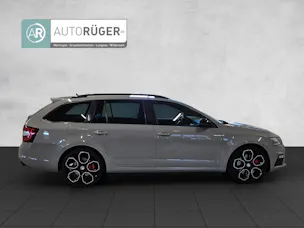 SKODA Octavia Combi 2.0 TSI RS 245 DSG