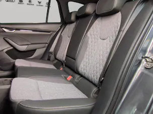 SKODA Octavia Combi 2.0 TSI DSG Dynamic 4x4