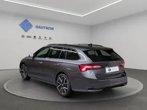 SKODA Octavia Combi 2.0 TSI DSG Dynamic 4x4