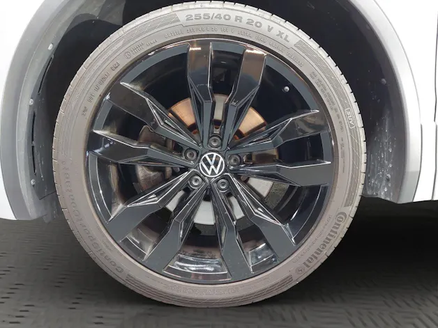 VW Tiguan 2.0 TDI SCR R-Line 4Motion DSG