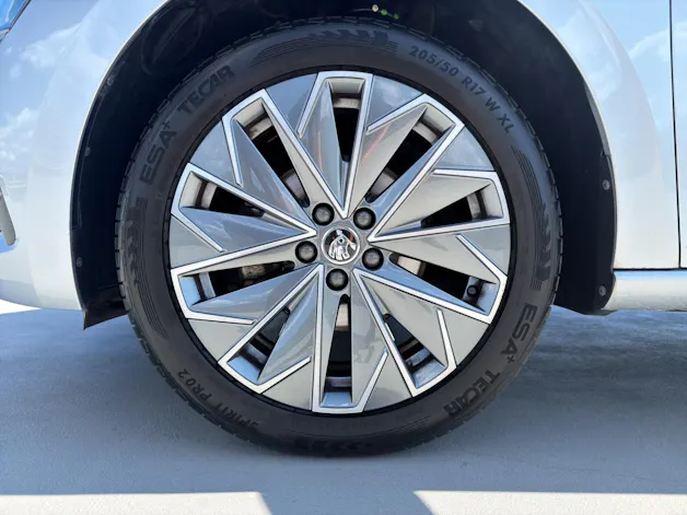 SKODA Scala 1.0 TSI Tour DSG