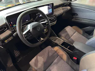 RENAULT R5 E-Tech Comfort Range 52 kWh Techno