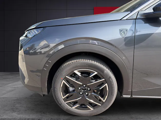PEUGEOT 3008 1.2 MHEV GT Exclusive
