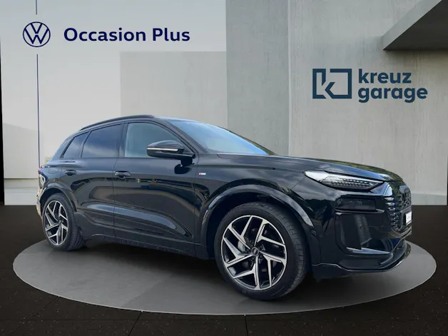 AUDI Q6 e-tron quattro