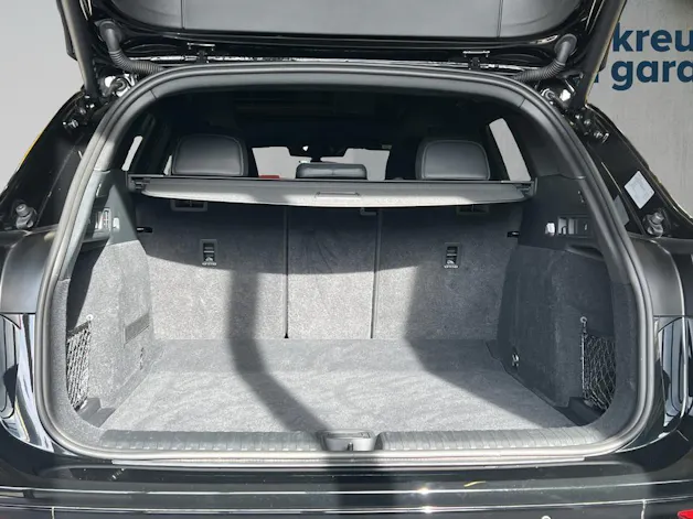 AUDI Q6 e-tron quattro