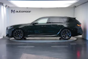 BMW M5 xDrive Touring *Brewster Green* *Keramik* *Pano* *Iconic Glow*