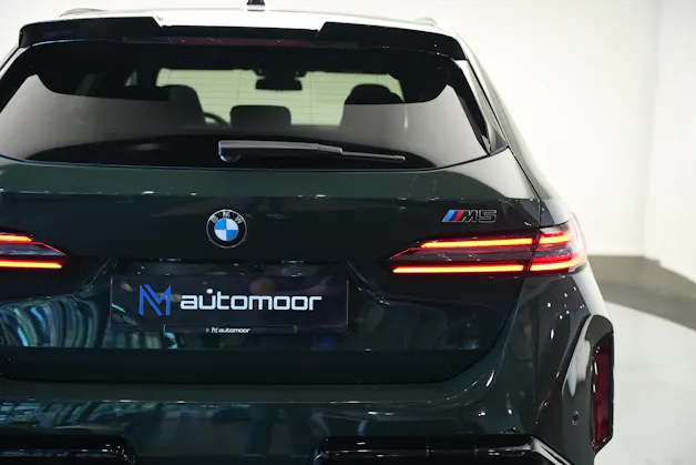 BMW M5 xDrive Touring *Brewster Green* *Keramik* *Pano* *Iconic Glow*