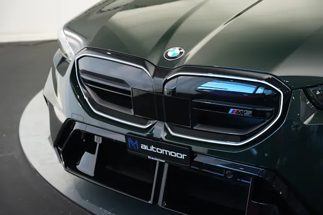 BMW M5 xDrive Touring *Brewster Green* *Keramik* *Pano* *Iconic Glow*