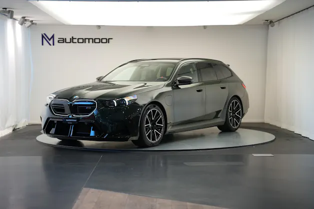 BMW M5 xDrive Touring *Brewster Green* *Keramik* *Pano* *Iconic Glow*