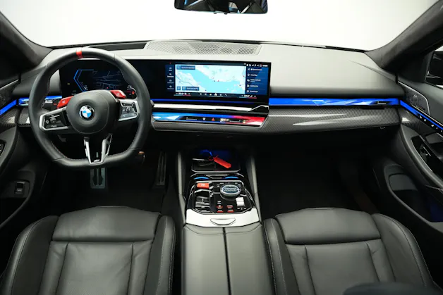 BMW M5 xDrive Touring *Brewster Green* *Keramik* *Pano* *Iconic Glow*