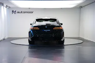 BMW M5 xDrive Touring *Brewster Green* *Keramik* *Pano* *Iconic Glow*