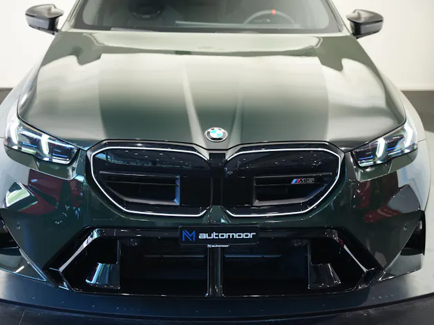 BMW M5 xDrive Touring *Brewster Green* *Keramik* *Pano* *Iconic Glow*