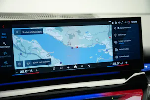 BMW M5 xDrive Touring *Brewster Green* *Keramik* *Pano* *Iconic Glow*