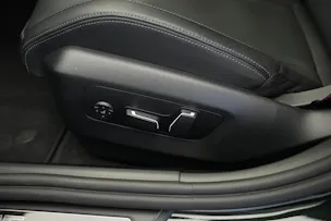 BMW M5 xDrive Touring *Brewster Green* *Keramik* *Pano* *Iconic Glow*