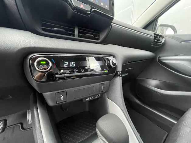 MAZDA 2 Hybrid Prime-line
