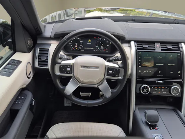 Land Rover Discovery 3.0 i6 360 R-Dynamic HSE AWD Automatic