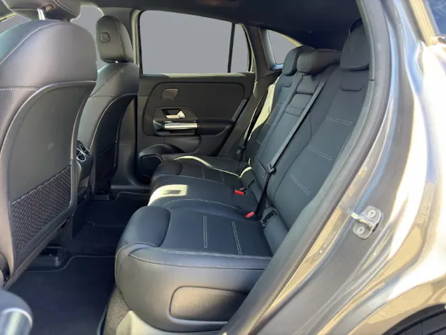 MERCEDES-BENZ EQA 250 AMG Line