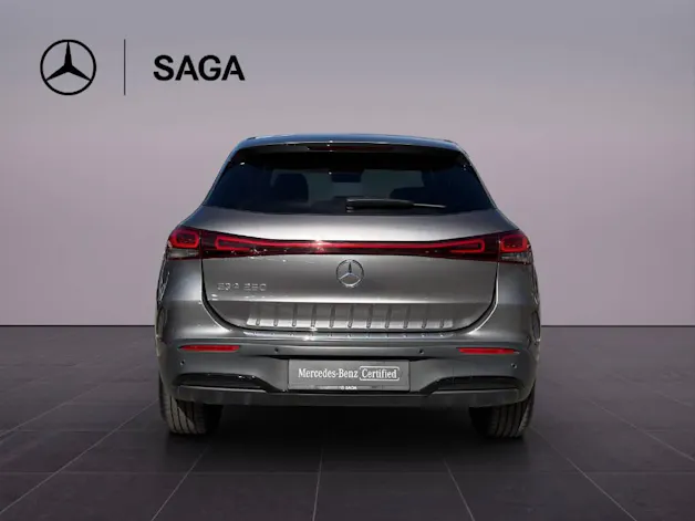 MERCEDES-BENZ EQA 250 AMG Line