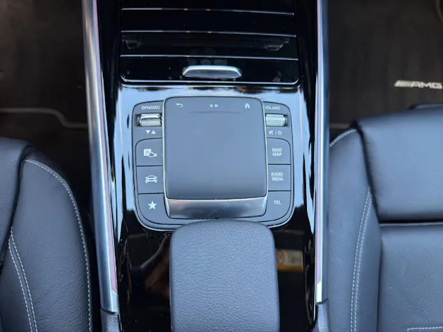 MERCEDES-BENZ EQA 250 AMG Line