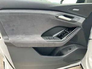 AUDI Q6 e-tron quattro