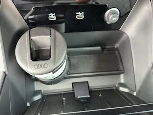 AUDI Q6 e-tron quattro