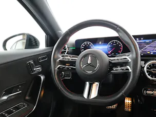 MERCEDES-BENZ A 220 4Matic 8G-DCT