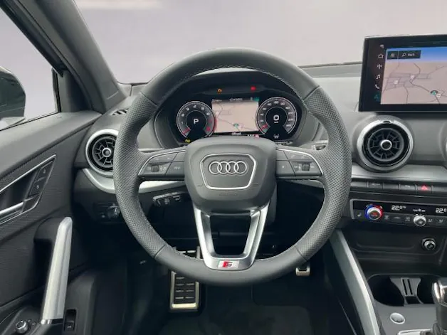 AUDI Q2 35 TFSI S line S-tronic
