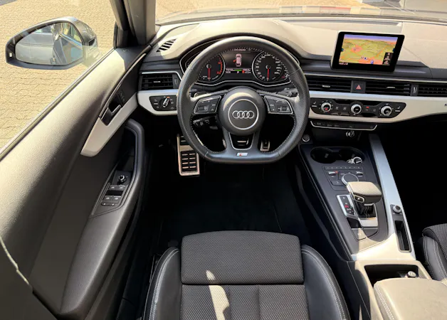 AUDI A4 Avant 40 TDI Sport quattro S-tronic