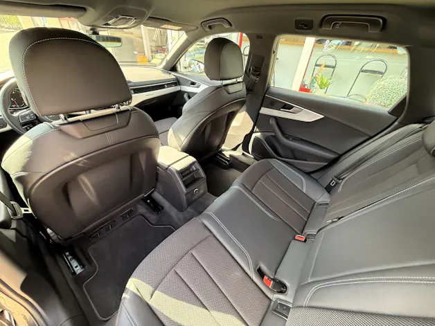 AUDI A4 Avant 40 TDI Sport quattro S-tronic