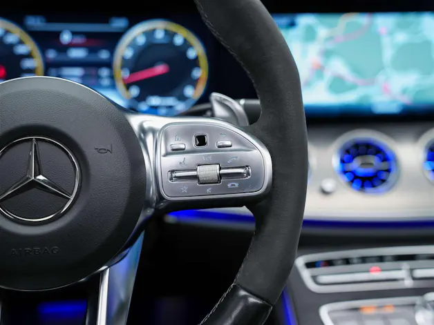 MERCEDES-BENZ E 63 S AMG 4matic *21" Felgen*Panorama*Sitzbelüftung*Massage*Ambientebeleuchtung*