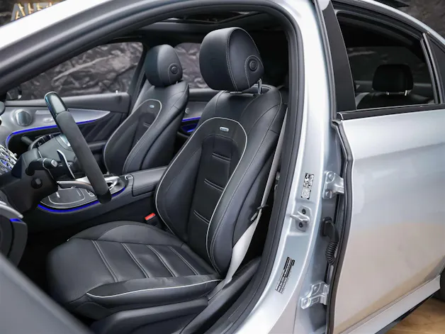 MERCEDES-BENZ E 63 S AMG 4matic *21" Felgen*Panorama*Sitzbelüftung*Massage*Ambientebeleuchtung*