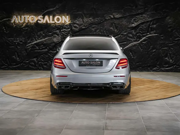 MERCEDES-BENZ E 63 S AMG 4matic *21" Felgen*Panorama*Sitzbelüftung*Massage*Ambientebeleuchtung*