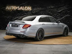 MERCEDES-BENZ E 63 S AMG 4matic *21" Felgen*Panorama*Sitzbelüftung*Massage*Ambientebeleuchtung*