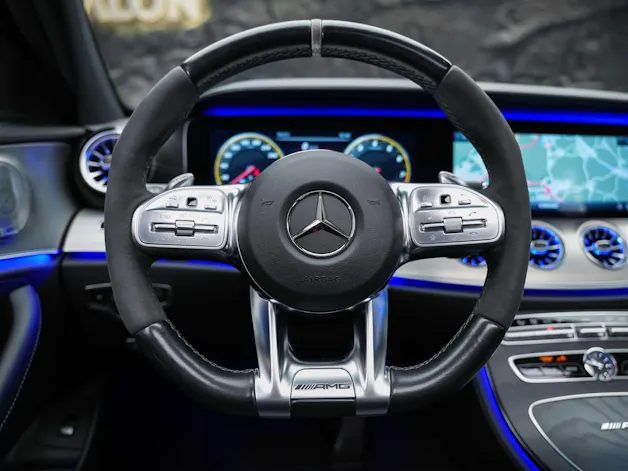 MERCEDES-BENZ E 63 S AMG 4matic *21" Felgen*Panorama*Sitzbelüftung*Massage*Ambientebeleuchtung*