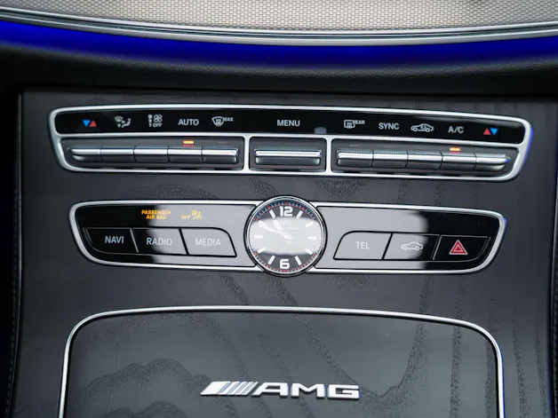 MERCEDES-BENZ E 63 S AMG 4matic *21" Felgen*Panorama*Sitzbelüftung*Massage*Ambientebeleuchtung*